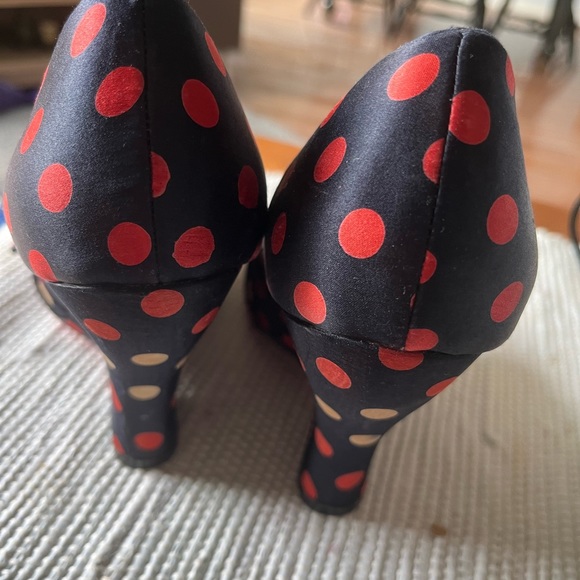 Betsey Johnson Lydia Wedge Peeptoe Heels Rose Print Black Red Pink Satin Women - Picture 4 of 8